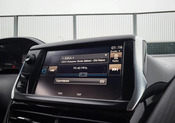 Peugeot 2008 cena 32900 przebieg: 130000, rok produkcji 2016 z Kock małe 232